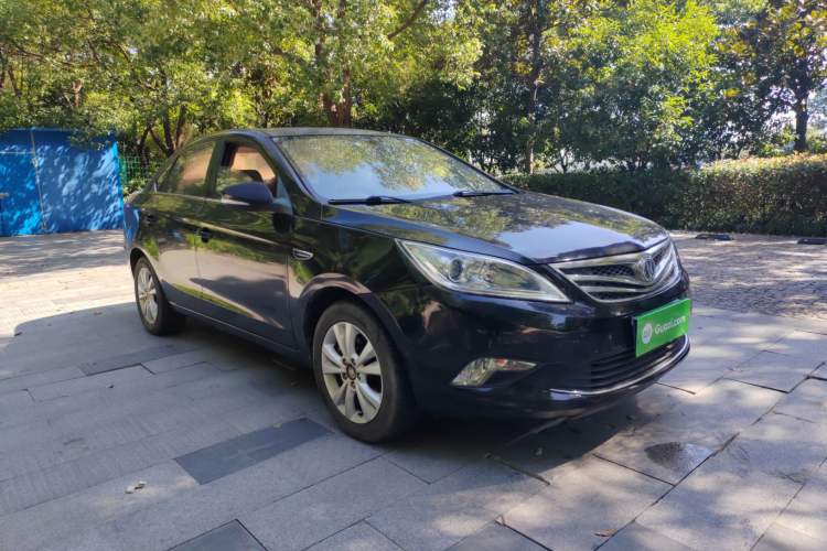 Used CHANGAN Eado 2014 1.6L Manual Luxury Model Exterior 2