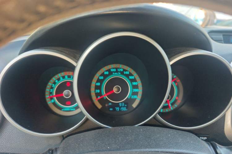 Used CHANGAN Eado 2014 1.6L Manual Luxury Model Instrument Cluster