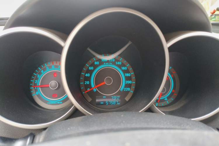 Used CHANGAN Eado 2014 1.6L Manual Luxury Model Instrument Cluster