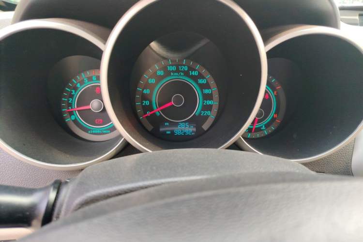Used CHANGAN Eado 2014 1.6L Manual Luxury Model Odometer Close Up