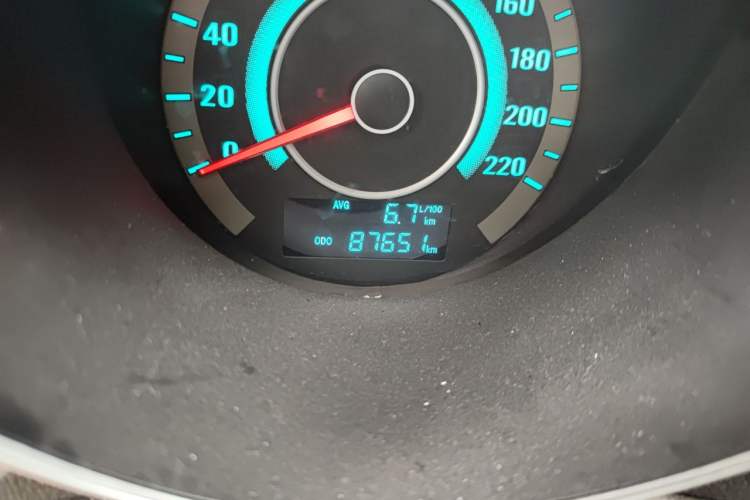 Used CHANGAN Eado 2014 1.6L Manual Luxury Model Odometer Close Up