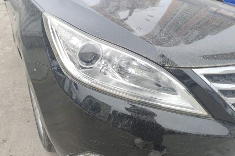 Used CHANGAN Eado 2014 1.6L Manual Luxury Model Right Front Headlight