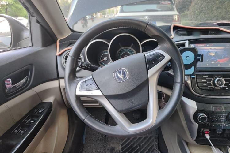 Used CHANGAN Eado 2014 1.6L Manual Luxury Model Steering Wheel