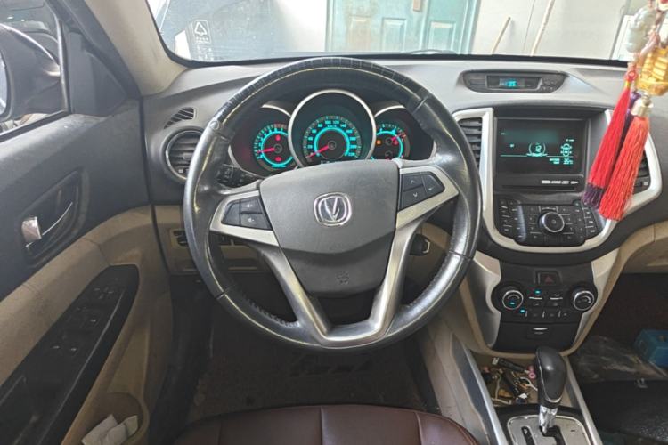 Used CHANGAN Eado 2014 1.6L Automatic Luxury Model Steering Wheel