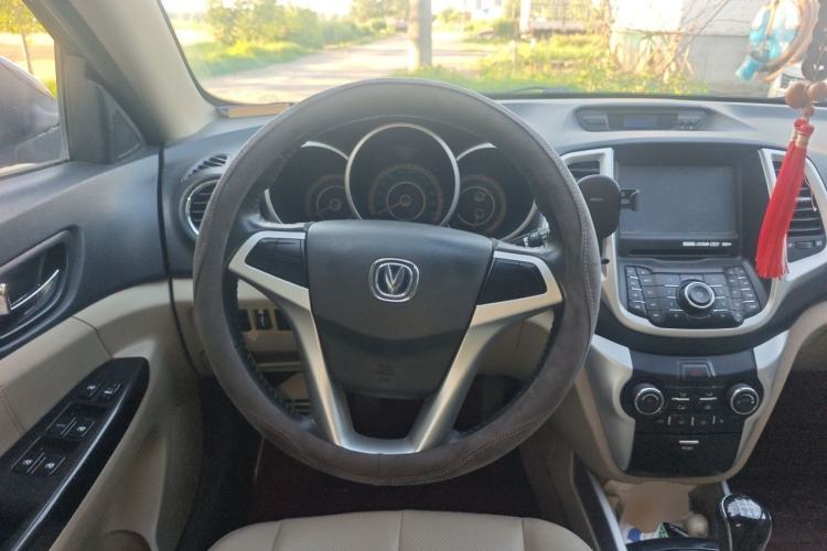 Used CHANGAN Eado 2014 1.6L Manual Luxury Model Steering Wheel