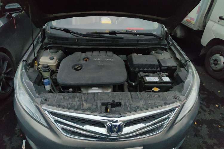 Used CHANGAN Eado 2014 1.6L Manual Luxury Model Engine Bay