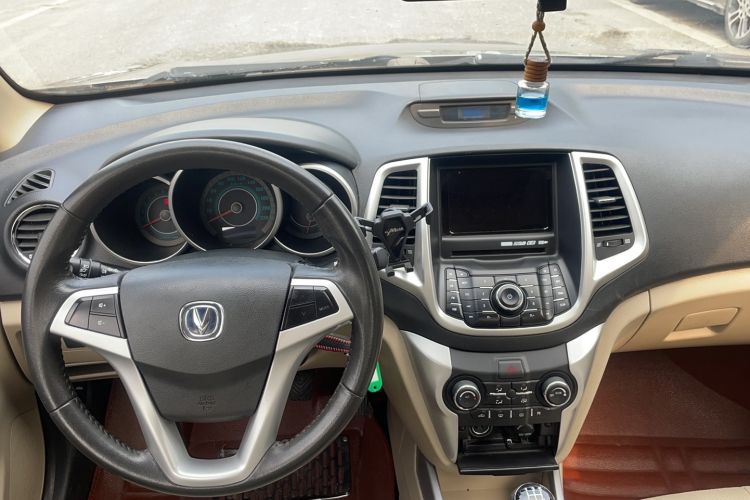 Used CHANGAN Eado 2014 1.6L Manual Luxury Model Audio And AC Panel