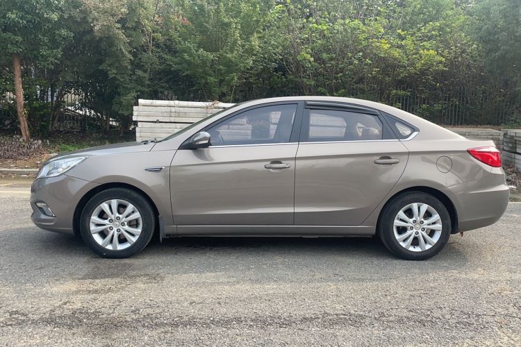Used CHANGAN Eado 2014 1.6L Manual Luxury Model Left Side