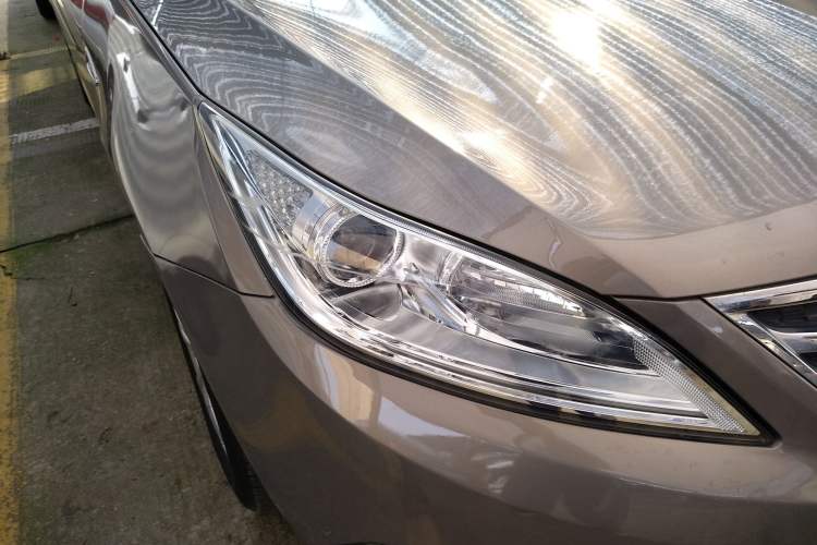 Used CHANGAN Eado 2014 1.6L Manual Luxury Model Right Front Headlight