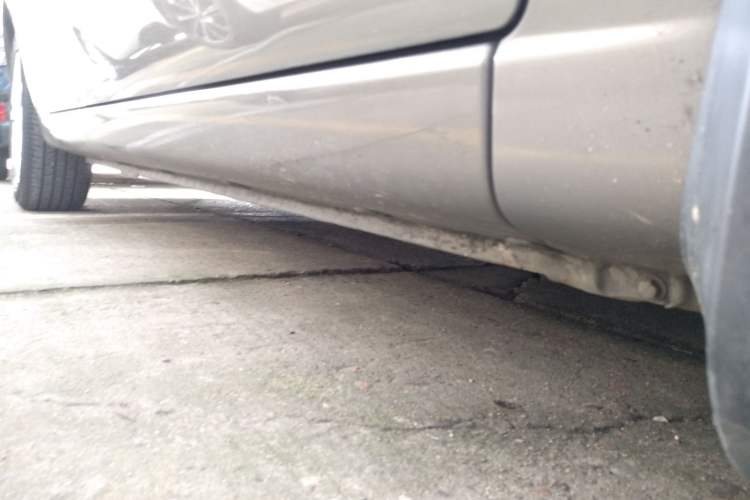 Used CHANGAN Eado 2014 1.6L Manual Luxury Model Right Side Sill