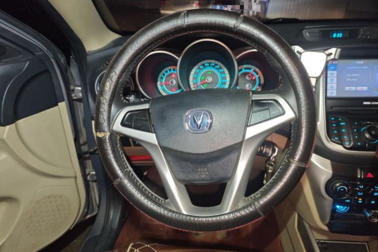 Used CHANGAN Eado 2014 1.6L Manual Luxury Model Steering Wheel