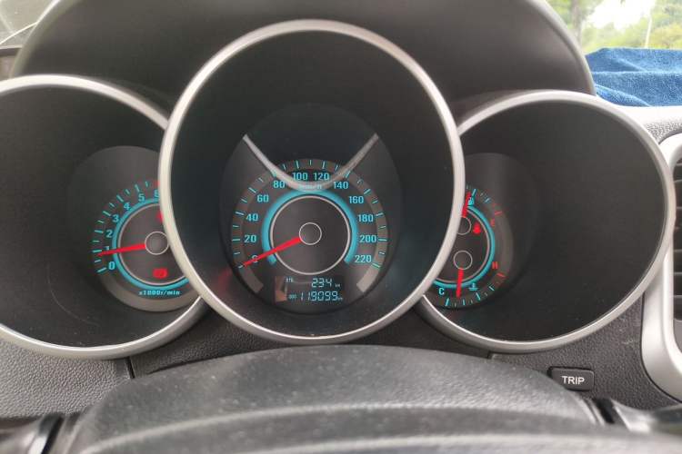 Used CHANGAN Eado 2014 1.6L Manual Luxury Model Instrument Cluster
