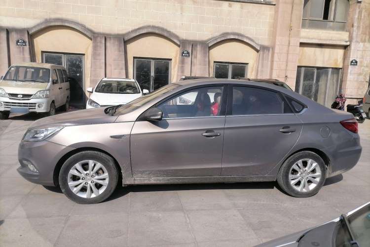 Used CHANGAN Eado 2014 1.6L Manual Luxury Model Left Side