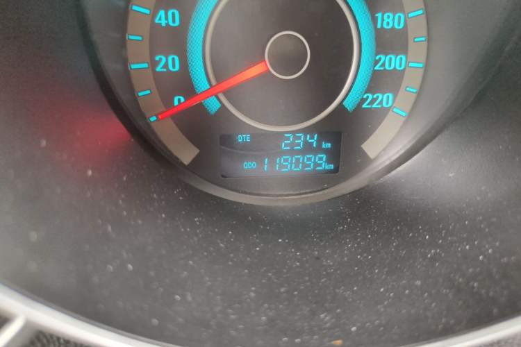 Used CHANGAN Eado 2014 1.6L Manual Luxury Model Odometer Close Up