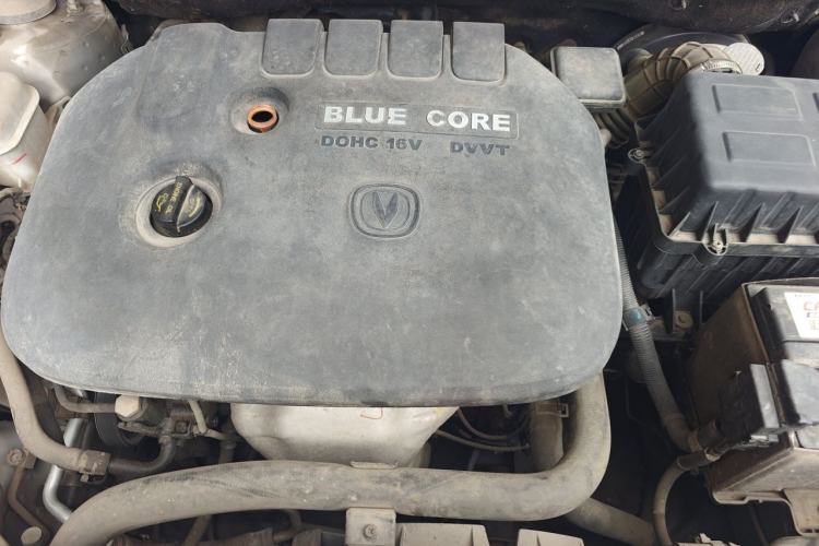 Used CHANGAN Eado 2014 1.6L Manual Elite Version Engine Bay