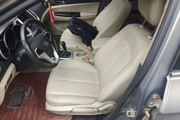 Used CHANGAN Eado 2014 1.6L Manual Elite Version Left Front Seat