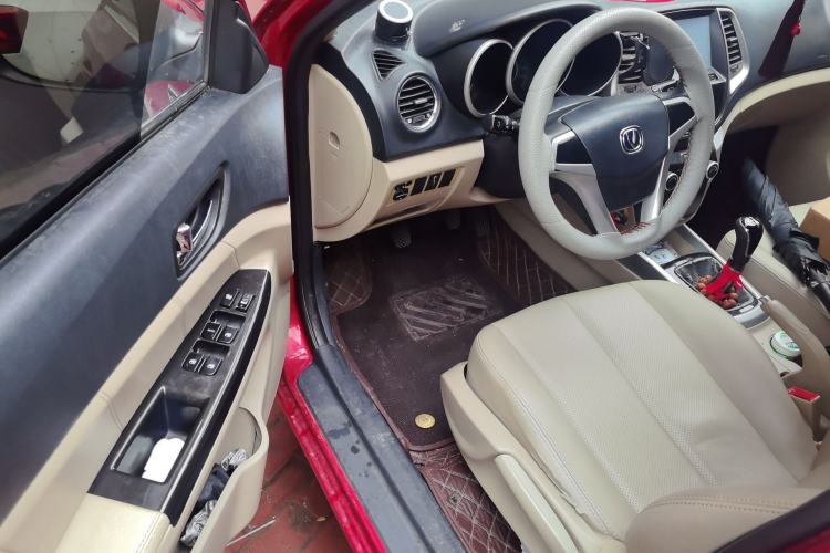 Used CHANGAN Eado 2014 1.6L Manual Elite Version Driver Seat