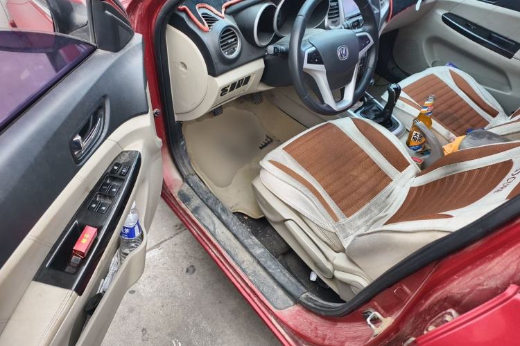 Used CHANGAN Eado 2014 1.6L Manual Luxury Model Driver Seat