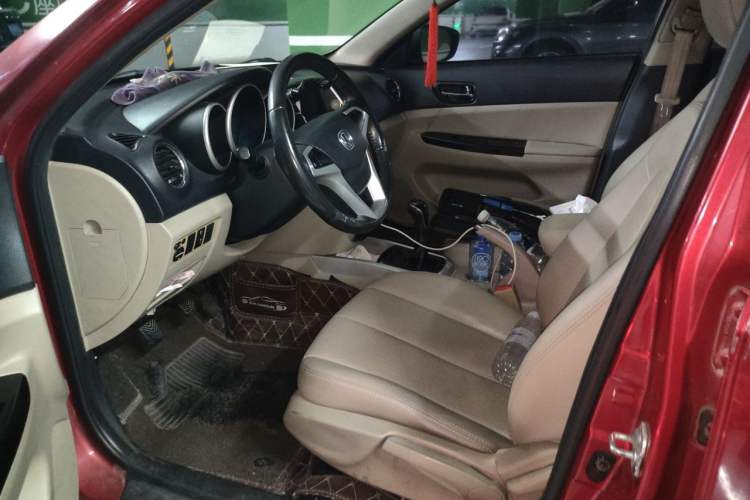 Used CHANGAN Eado 2014 1.6L Manual Luxury Model Driver Seat