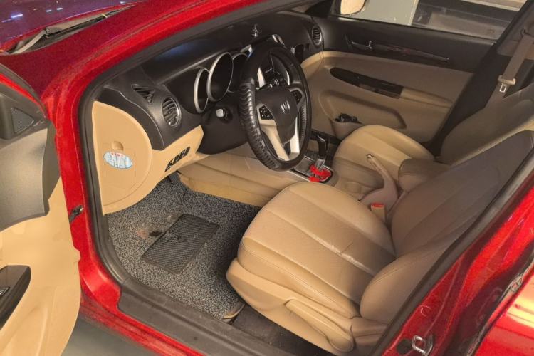 Used CHANGAN Eado 2014 1.6L Manual Luxury Model Driver Seat