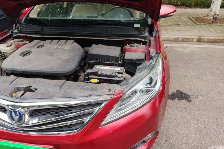 Used CHANGAN Eado 2014 1.6L Manual Luxury Model Engine Bay Left