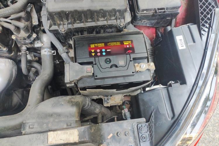 Used CHANGAN Eado 2014 1.6L Automatic Elite Edition Engine Bay Left
