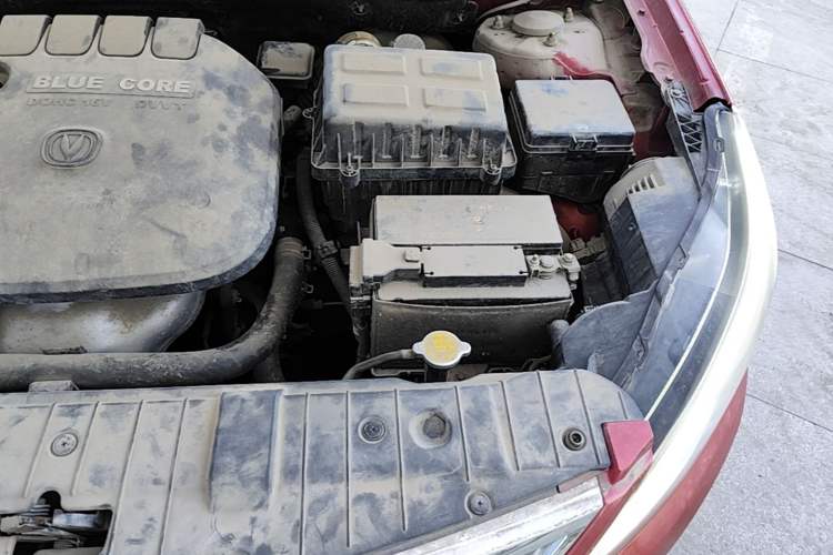 Used CHANGAN Eado 2014 1.6L Manual Luxury Model Engine Bay Left