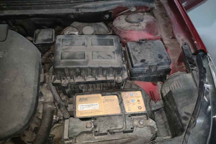 Used CHANGAN Eado 2014 1.6L Manual Luxury Model Engine Bay Left