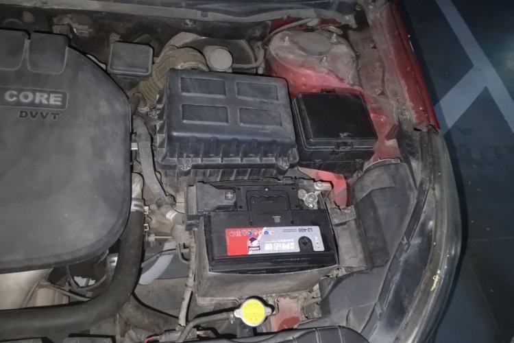 Used CHANGAN Eado 2014 1.6L Manual Luxury Model Engine Bay Left