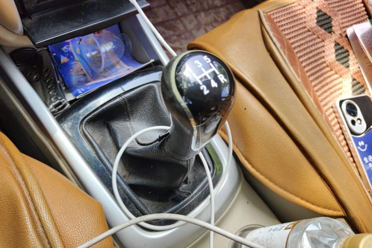 Used CHANGAN Eado 2014 1.6L Manual Elite Version Gear Lever