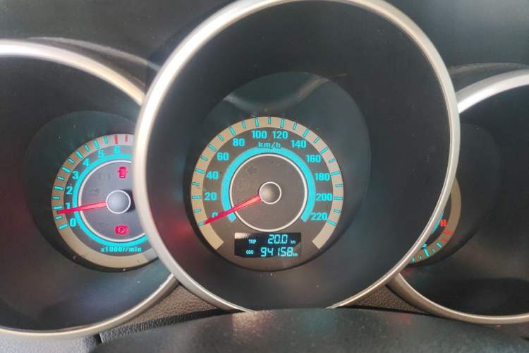Used CHANGAN Eado 2014 1.6L Manual Luxury Model Instrument Cluster