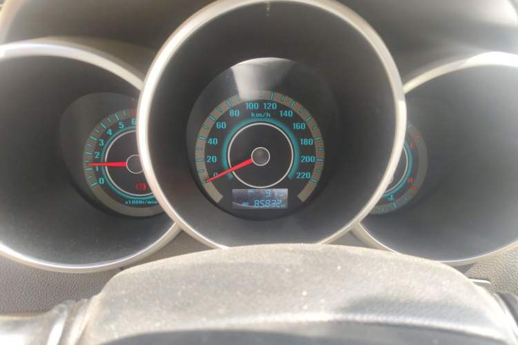 Used CHANGAN Eado 2014 1.6L Manual Luxury Model Instrument Cluster