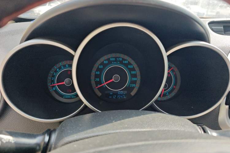 Used CHANGAN Eado 2014 1.6L Manual Luxury Model Instrument Cluster