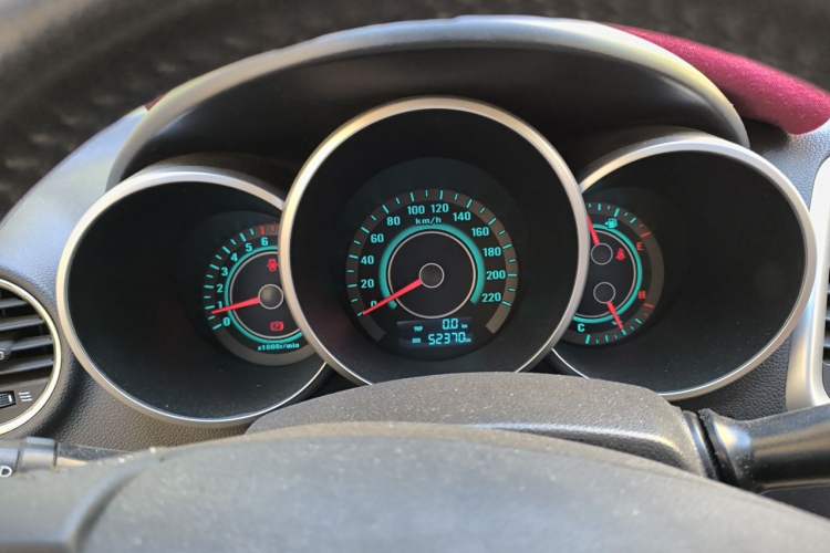 Used CHANGAN Eado 2014 1.6L Manual Luxury Model Instrument Cluster