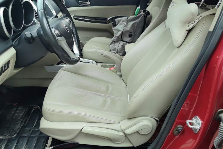 Used CHANGAN Eado 2014 1.6L Automatic Luxury Model Left Front Seat