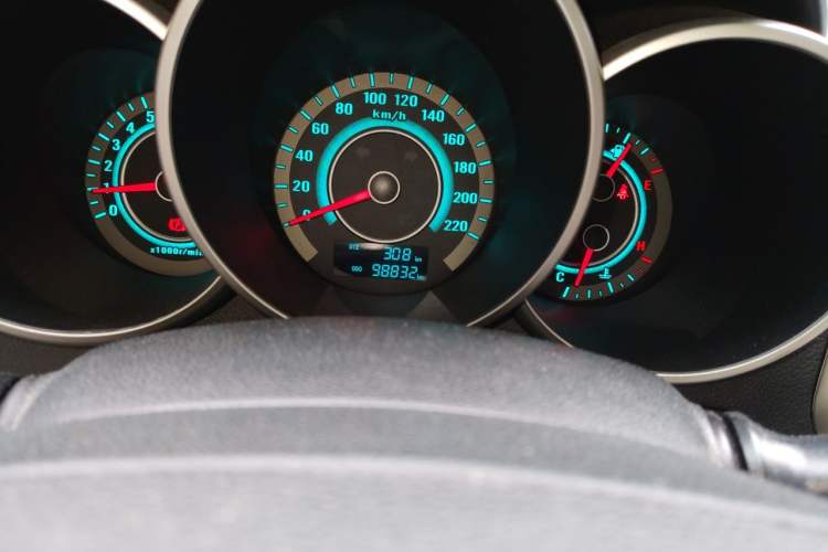 Used CHANGAN Eado 2014 1.6L Manual Luxury Model Odometer Close Up