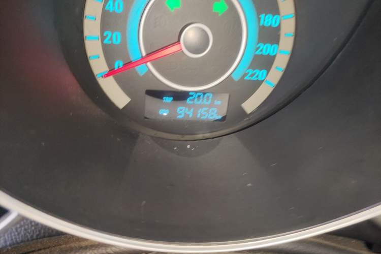 Used CHANGAN Eado 2014 1.6L Manual Luxury Model Odometer Close Up