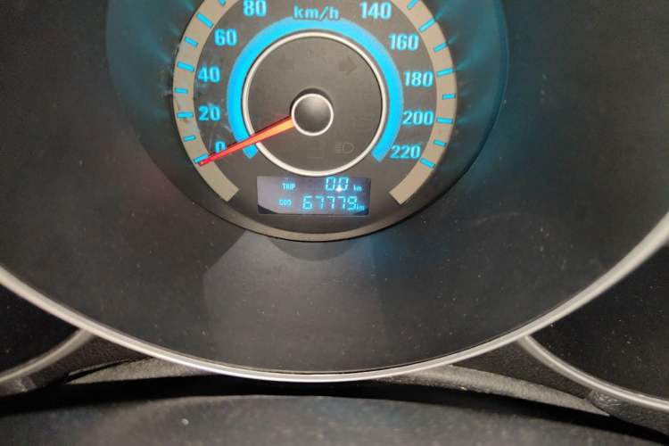 Used CHANGAN Eado 2014 1.6L Manual Luxury Model Odometer Close Up