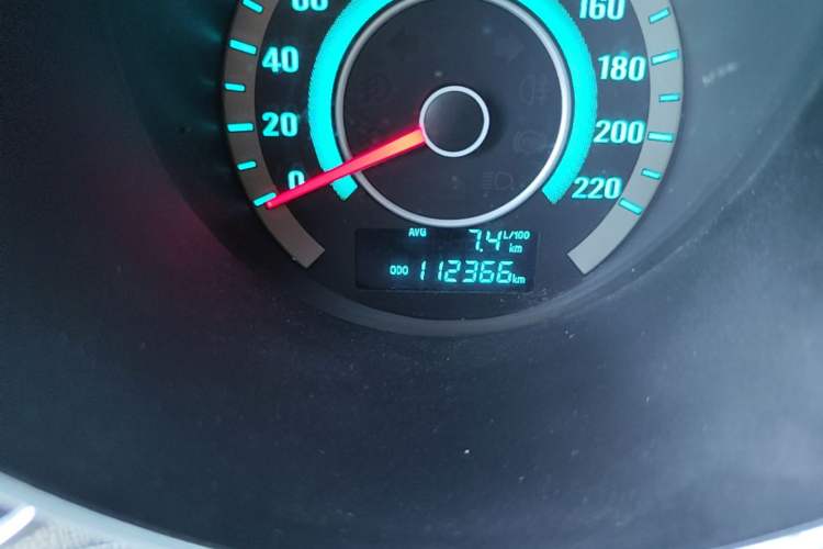 Used CHANGAN Eado 2014 1.6L Manual Luxury Model Odometer Close Up
