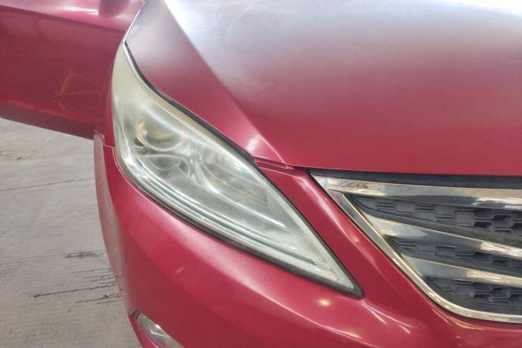 Used CHANGAN Eado 2014 1.6L Manual Luxury Model Right Front Headlight