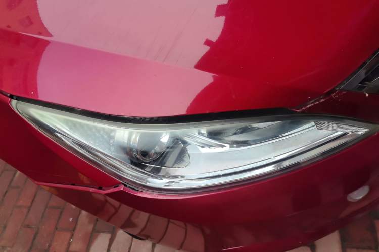 Used CHANGAN Eado 2014 1.6L Manual Elite Version Right Front Headlight