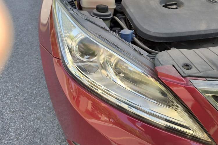 Used CHANGAN Eado 2014 1.6L Manual Luxury Model Right Front Headlight