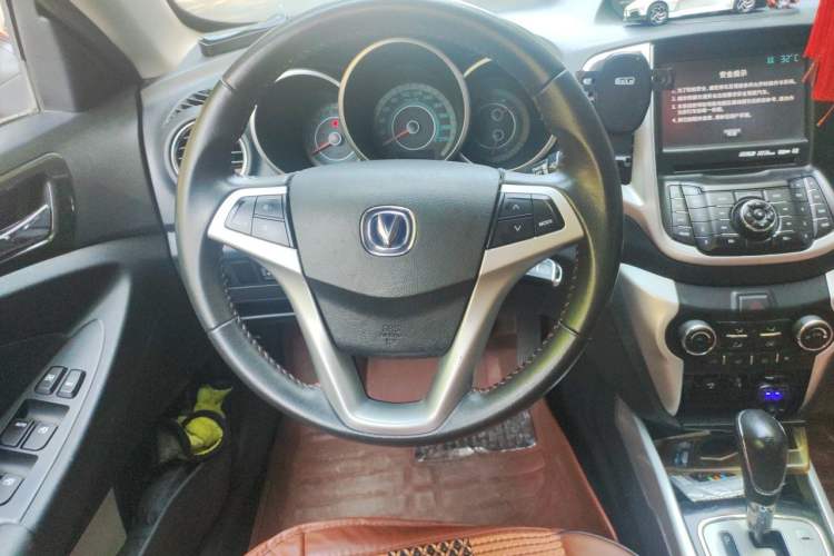 Used CHANGAN Eado 2014 1.6L Automatic Elite Edition Steering Wheel