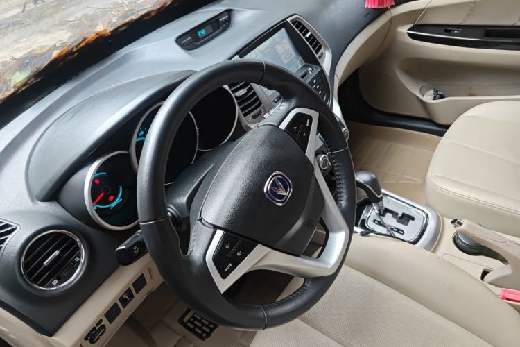 Used CHANGAN Eado 2014 1.6L Automatic Luxury Model Steering Wheel