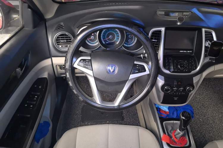 Used CHANGAN Eado 2014 1.6L Manual Luxury Model Steering Wheel