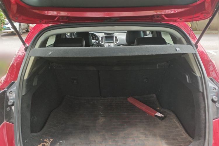 Used CHANGAN Eado 2014 1.6L Automatic Luxury Model Trunk