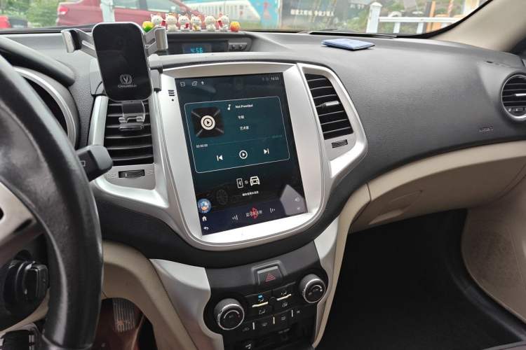 Used CHANGAN Eado 2014 1.6L Automatic Luxury Model Audio And AC Panel