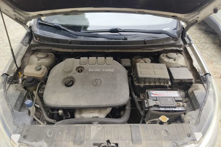 Used CHANGAN Eado 2014 1.6L Manual Elite Version Engine Bay