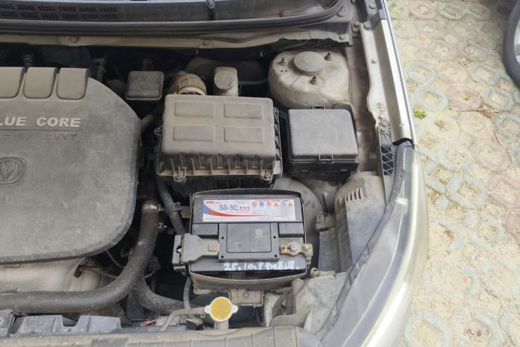 Used CHANGAN Eado 2014 1.6L Manual Elite Version Engine Bay Left