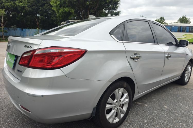 Used CHANGAN Eado 2014 1.6L Automatic Luxury Model Exterior 2